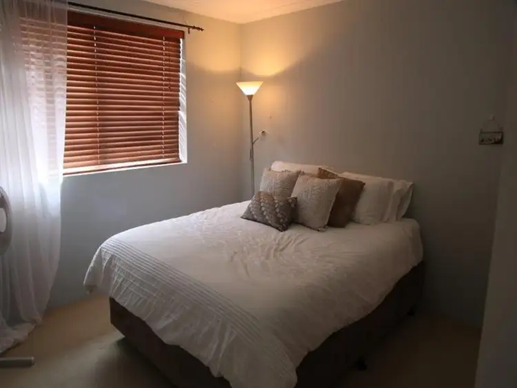 Sixth view of Homely unit listing, 5/76 Kitchener Street, Coorparoo QLD 4151