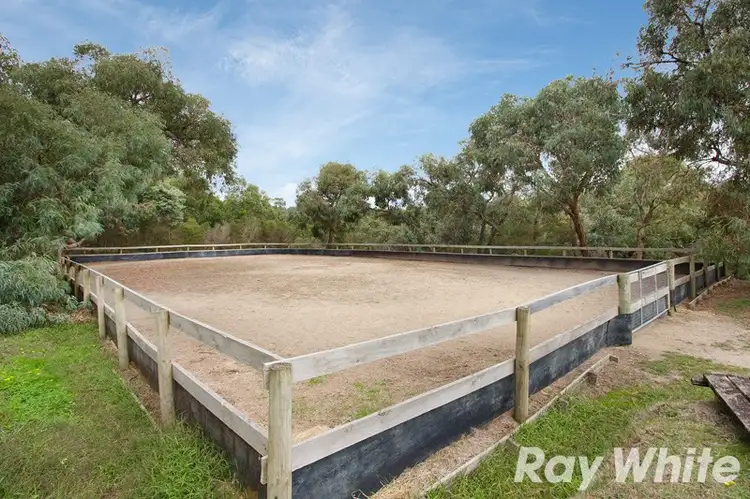 72 Manoora Road, Maryknoll VIC 3812