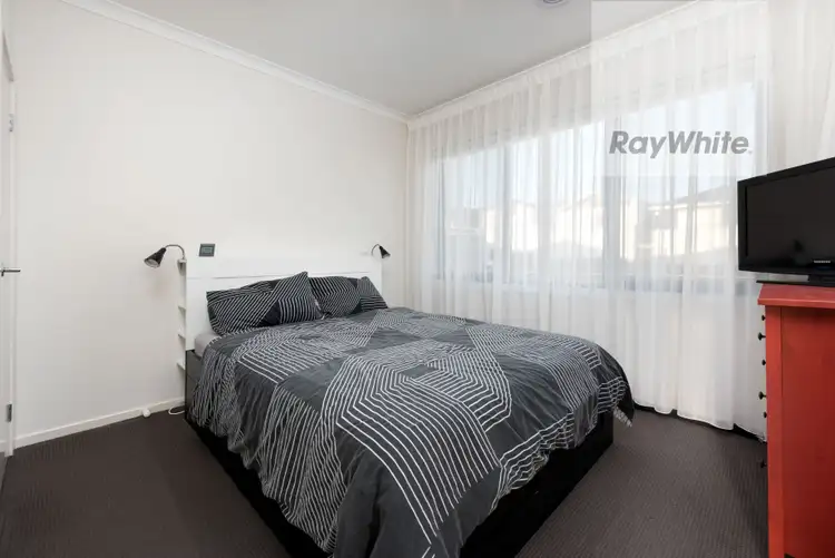 Seventh view of Homely house listing, 40 Zara Close, Bundoora VIC 3083