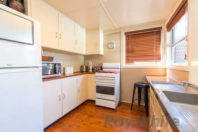 Sixth view of Homely house listing, 19 Highfields Parade, Highfields NSW 2289