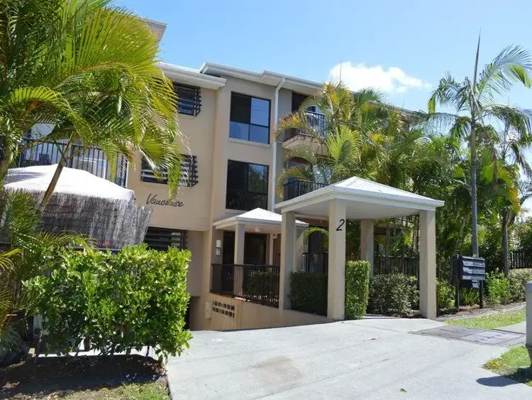2 'Vaucluse' 2 Johnston Street, Southport QLD 4215