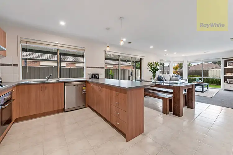 Sixth view of Homely house listing, 11 Tusmore Rise, Craigieburn VIC 3064