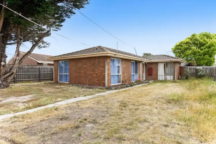 Second view of Homely house listing, 34 Ventnor Crescent, Coolaroo VIC 3048