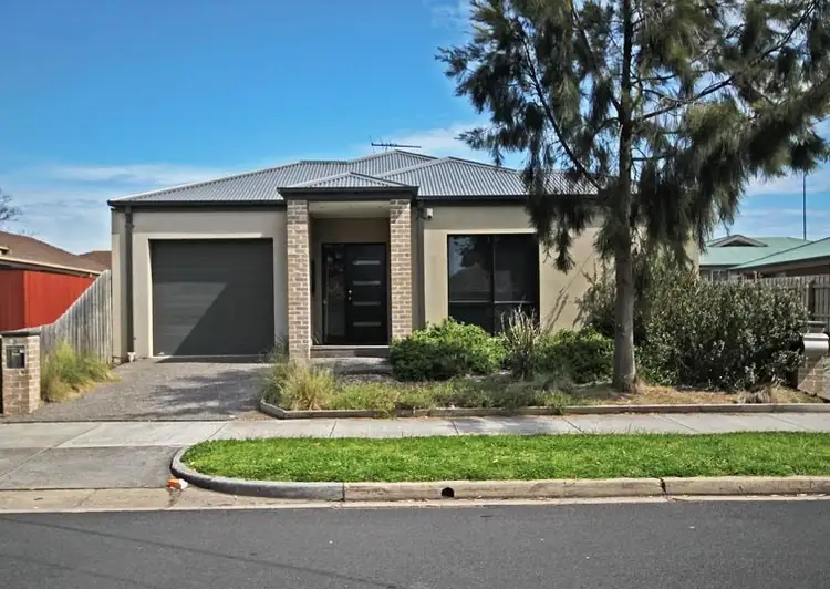Main view of Homely house listing, 5 Park Street, Seaford VIC 3198
