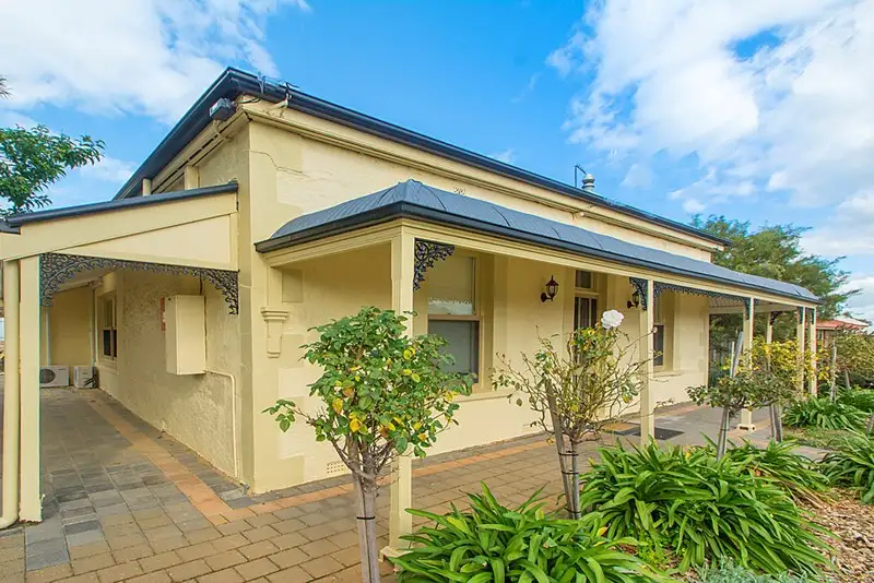 Main view of Homely house listing, 10 Oldham Street, Kapunda SA 5373