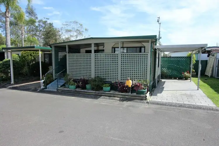 F2 Broadlands Estate, Green Point NSW 2251
