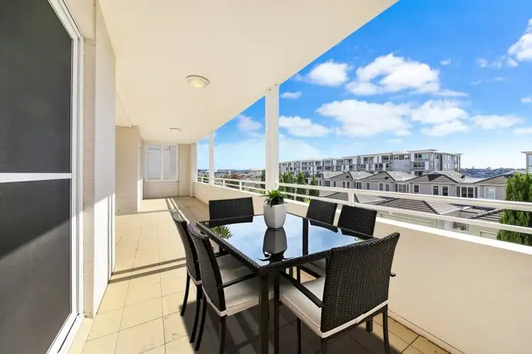 28/1 Juniper Drive, Breakfast Point NSW 2137