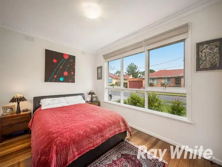 Fifth view of Homely house listing, 1 Winston Court, Blackburn South VIC 3130