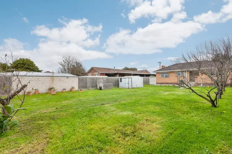 Fifth view of Homely house listing, 4 Lee Street, Craigieburn VIC 3064