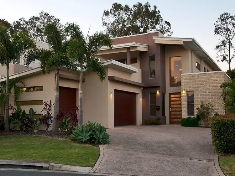 1017 Lakeview Terrace, Benowa QLD 4217