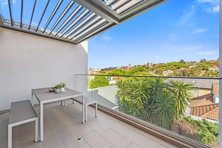 2/50 Hall Street, Bondi Beach NSW 2026