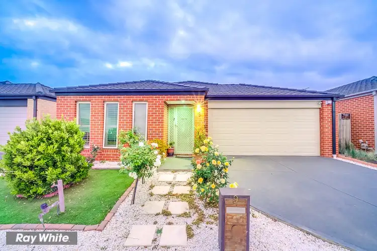 9 Claire Way, Tarneit VIC 3029