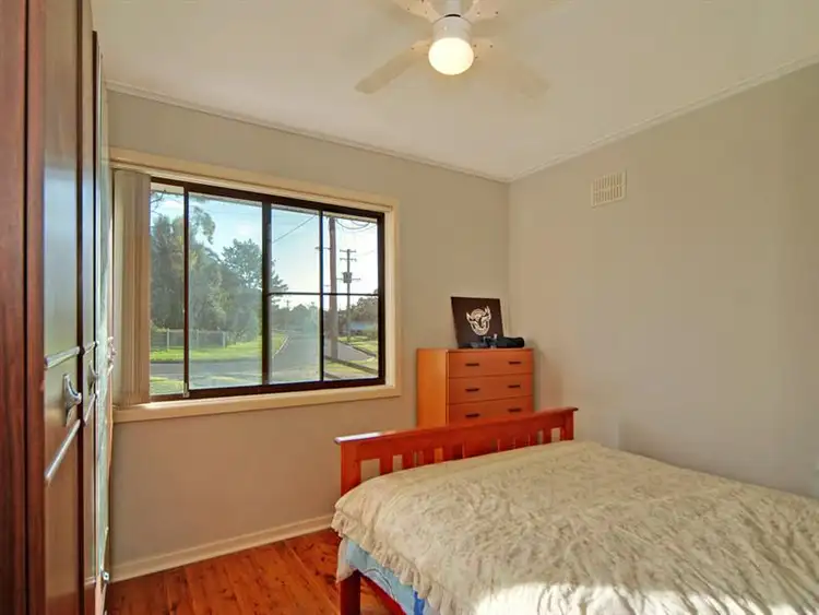 Sixth view of Homely house listing, 8 Anthony Street, Lake Illawarra NSW 2528