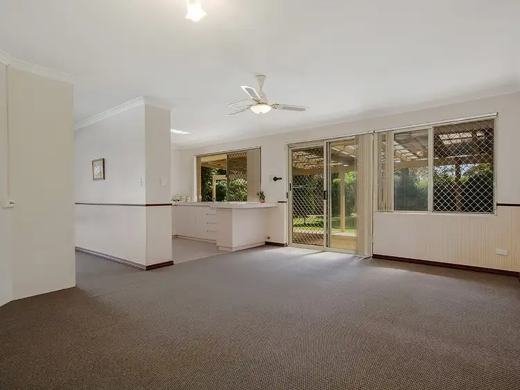 Second view of Homely house listing, 31 Taylor Close, Leda WA 6170