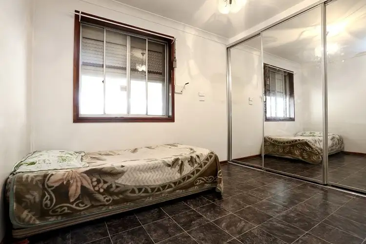 Fifth view of Homely house listing, 31 Bougainville Road, Lethbridge Park NSW 2770