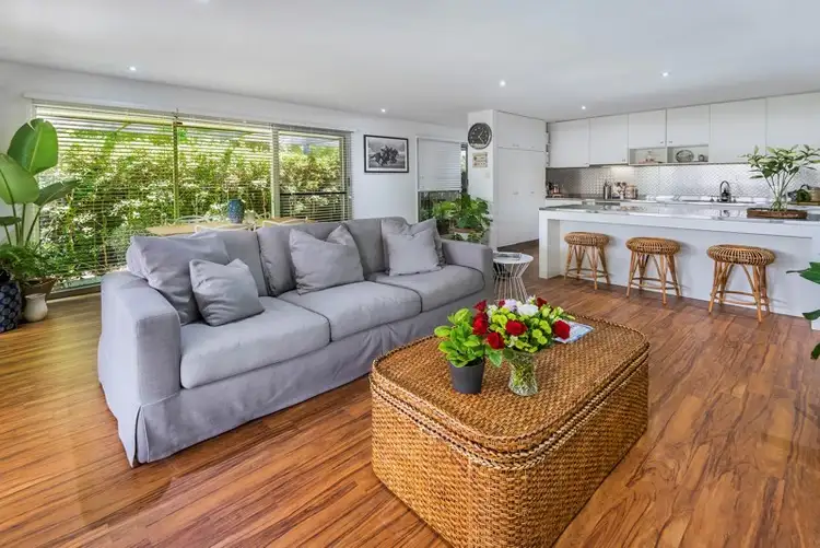 Second view of Homely house listing, 8 Bowley Street, Hendra QLD 4011