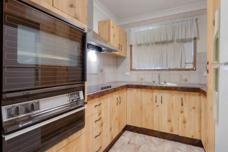 Third view of Homely villa listing, 3/106 Belmont Road, Glenfield NSW 2167