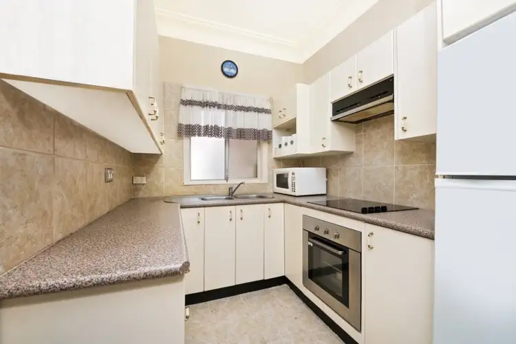 84 Kent Street, Minto NSW 2566