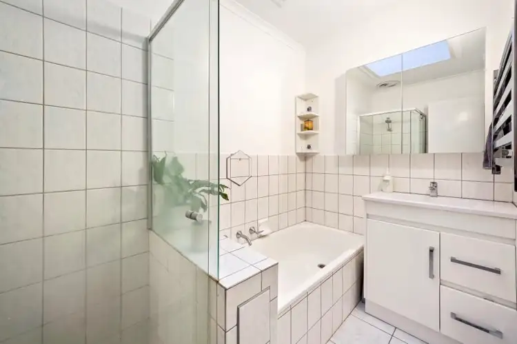 Seventh view of Homely unit listing, 1/1438 Dandenong Road, Oakleigh VIC 3166