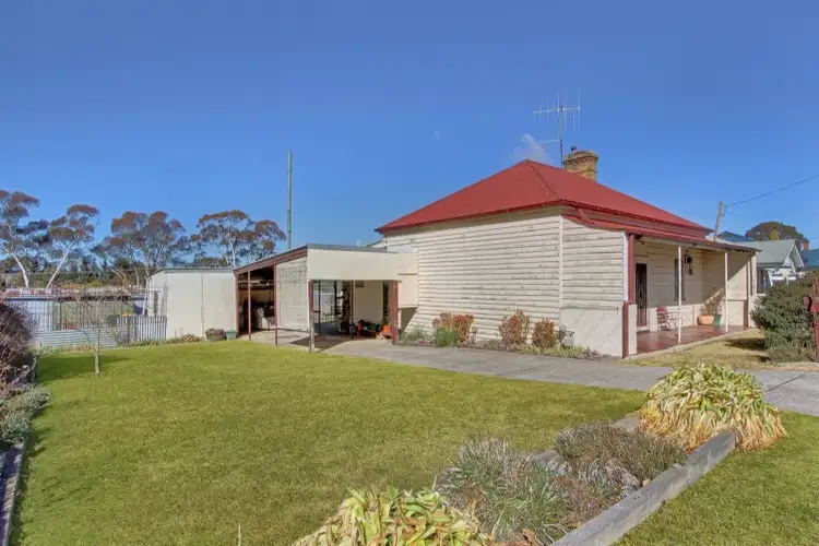 13 Salford Street, Goulburn NSW 2580