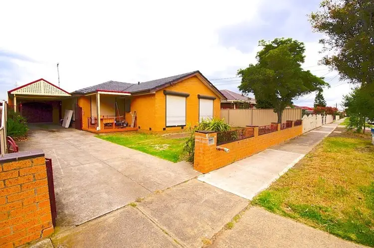 Second view of Homely house listing, 88 Oakwood Road, Albanvale VIC 3021