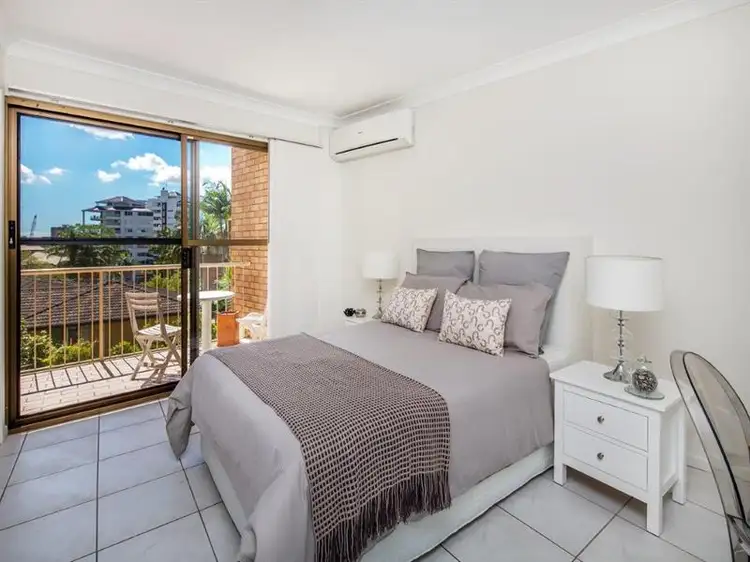 Third view of Homely apartment listing, 6/45 Lambert Street, Kangaroo Point QLD 4169