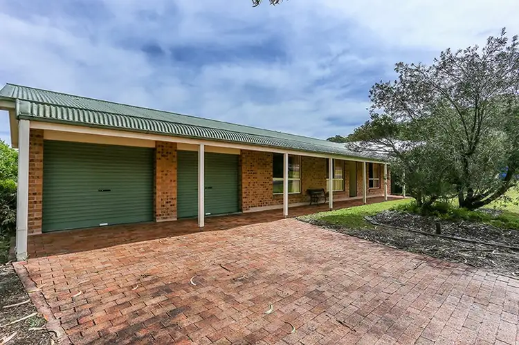 1 Ensign Close, Corlette NSW 2315