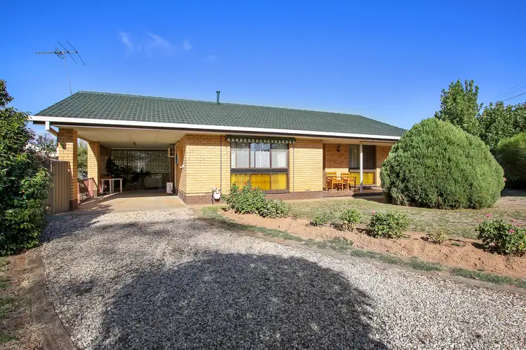 26 Hawkins Street, Howlong NSW 2643