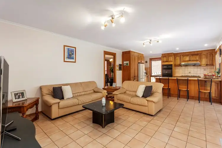 Sixth view of Homely house listing, 2 Maroney Court, Doncaster East VIC 3109