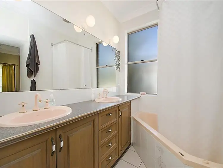 Sixth view of Homely unit listing, 2/25 Viewland Drive, Noosa Heads QLD 4567