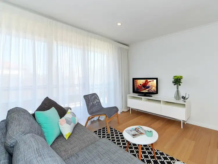 Fourth view of Homely unit listing, 6/43 Chelsea Avenue, Broadbeach QLD 4218