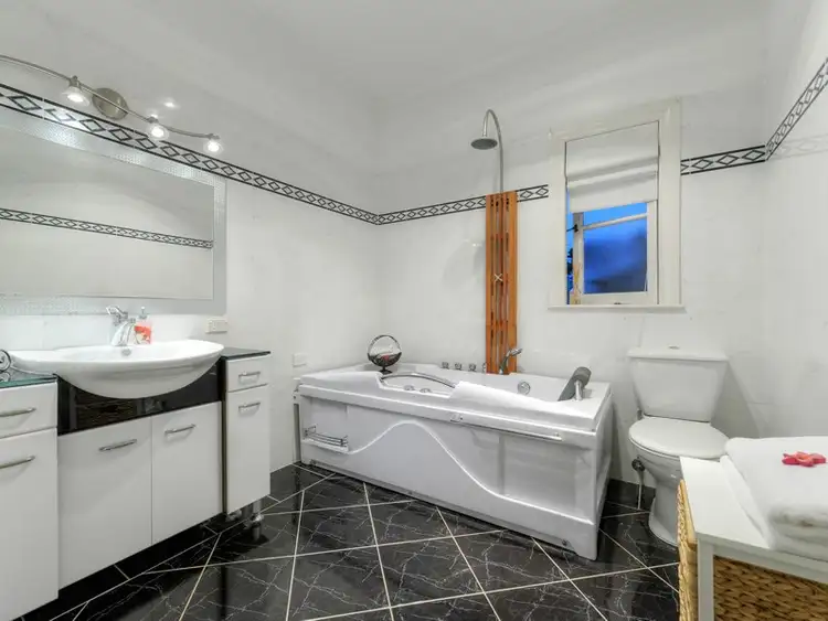 Sixth view of Homely house listing, 7 Domitia Avenue, Seven Hills QLD 4170