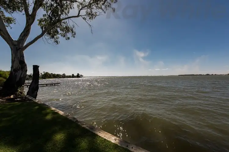 Fifth view of Homely townhouse listing, 2/122 - 124 Melbourne Street, Mulwala NSW 2647