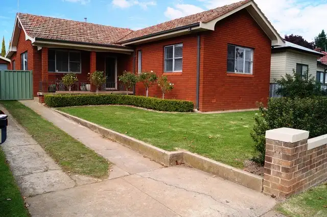 40 Spring Street, Orange NSW 2800