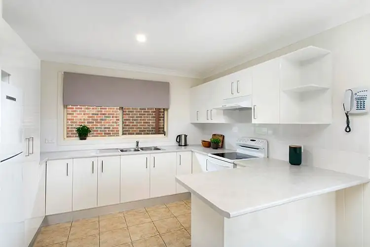 Fourth view of Homely villa listing, 3/29 Central Avenue, Oak Flats NSW 2529