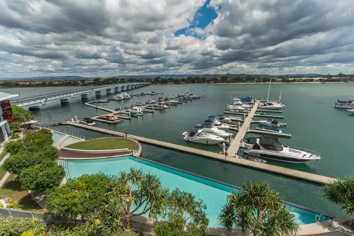 2407/2 Ephraim Island, Paradise Point QLD 4216