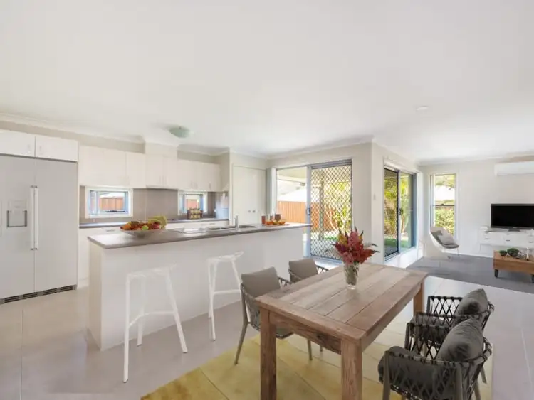 Second view of Homely house listing, 28 Vista Circuit, Bahrs Scrub QLD 4207