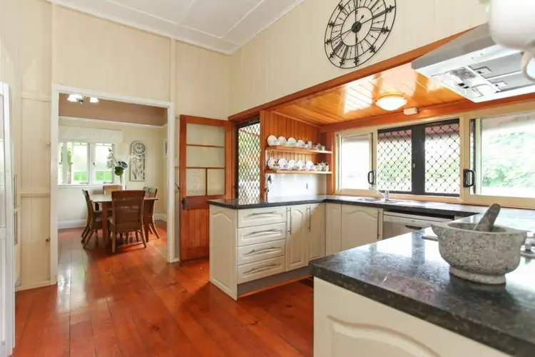 8 Lloyd Street, West Mackay QLD 4740