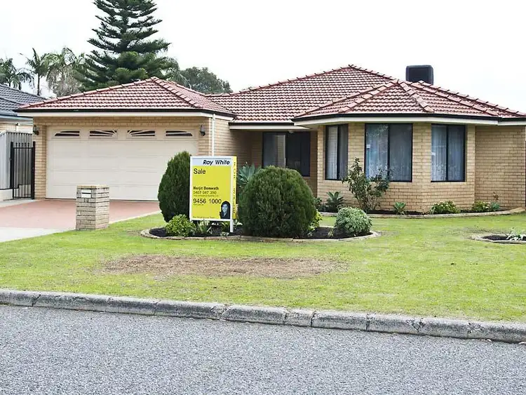 13 Ruby Avenue, Langford WA 6147