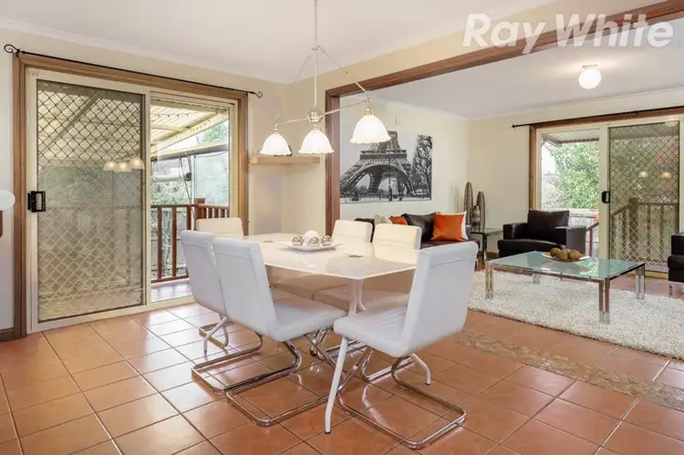Fifth view of Homely house listing, 8 Iluka Court, Bundoora VIC 3083