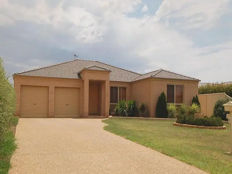 13 Montrose Drive, Griffith NSW 2680