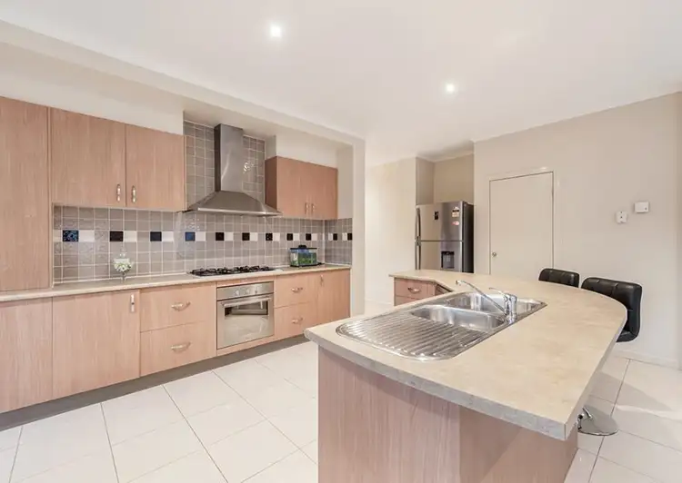 Second view of Homely house listing, 2 Explorers Place, Craigieburn VIC 3064