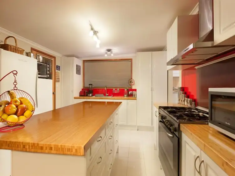 Fourth view of Homely house listing, 10 Dowling Avenue, Springvale VIC 3171