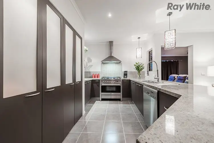 Fifth view of Homely house listing, 7 Sydney Grove, Taylors Hill VIC 3037