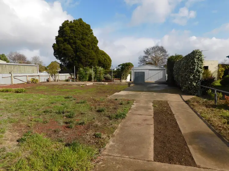 13 English Street, Bordertown SA 5268