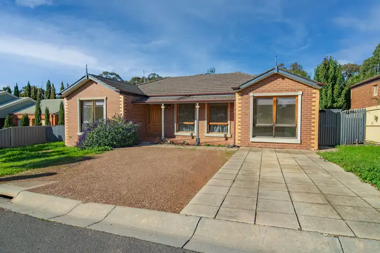 4A Sedgwick Close