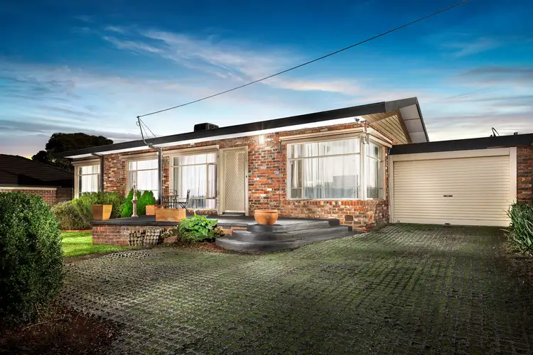 1/3 Hillcrest Avenue, Ferntree Gully VIC 3156