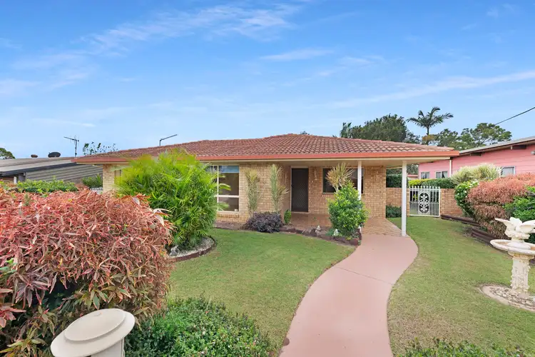 Fifth view of Homely house listing, 4 Crest Court, Avoca QLD 4670