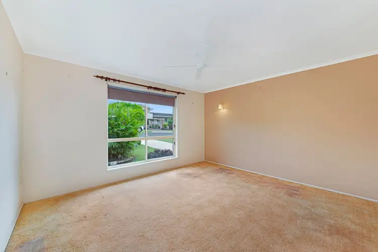 Seventh view of Homely house listing, 4 Crest Court, Avoca QLD 4670