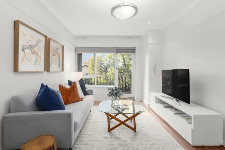 Second view of Homely apartment listing, 6/2 Adelaide Street, Murrumbeena VIC 3163